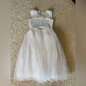 Elegant White Lace Kids Dress